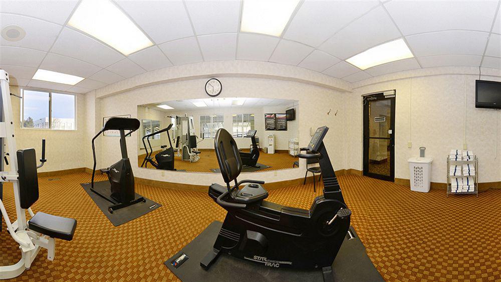 Ramada By Wyndham Downtown Hotel 3*